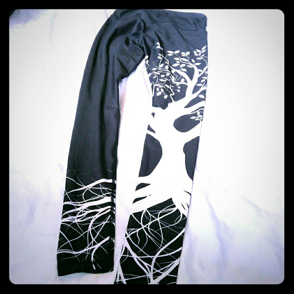 Noli Tree of Life Black & White Yoga Leggings XS